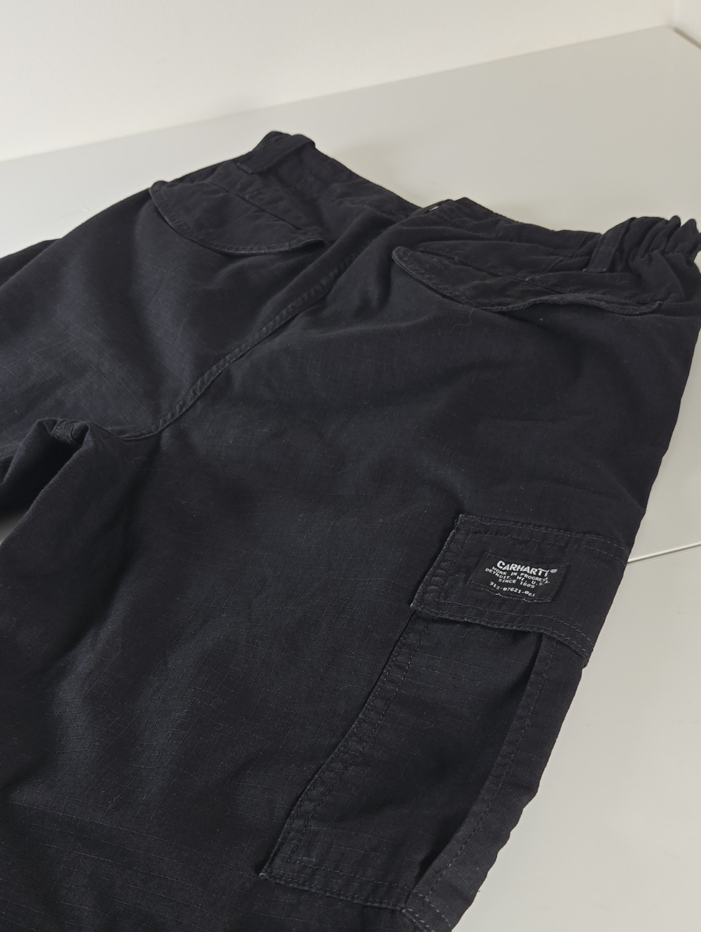 Carhartt WIP Black Cargo Ripstop Pants with Utility Pockets Ladies 27